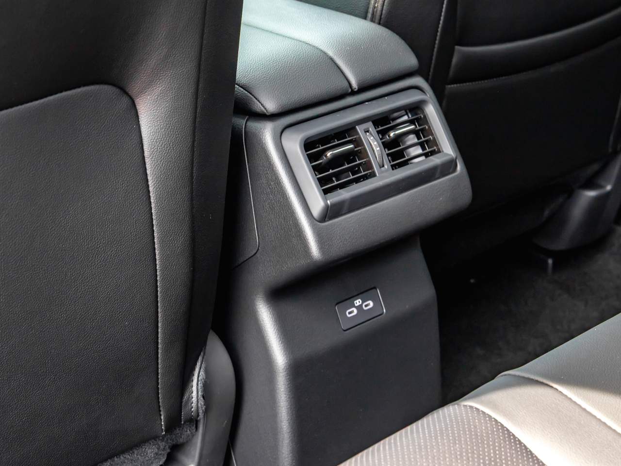2026 Mazda CX-50 HEV Hybrid Premium AWD