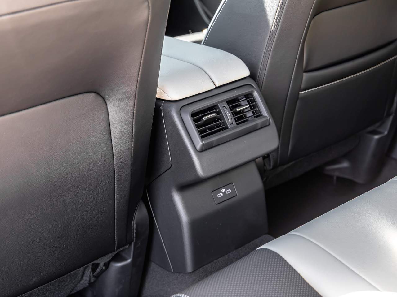 2026 Mazda CX-50 2.5 S Preferred