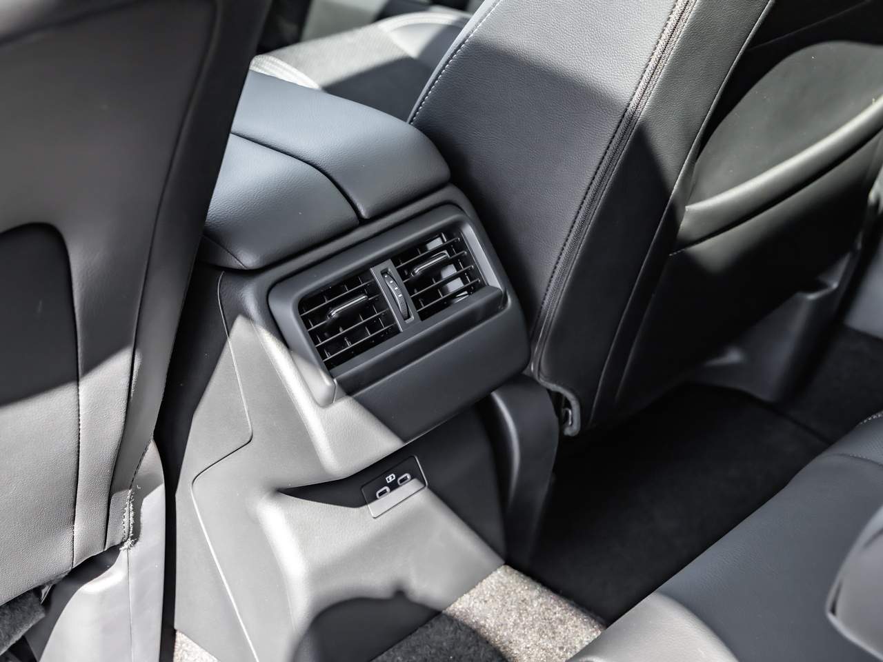2025 Mazda CX-50 2.5 S Premium