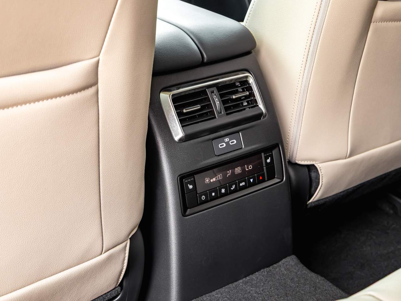 2026 Mazda CX-70 Plug-in HEV Hybrid SC Plus AWD