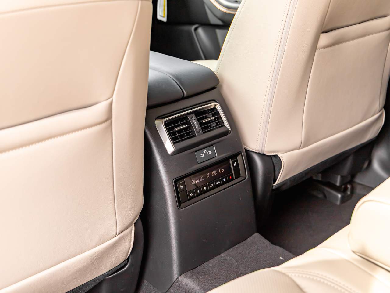 2026 Mazda CX-70 Plug-in HEV Hybrid SC Plus AWD