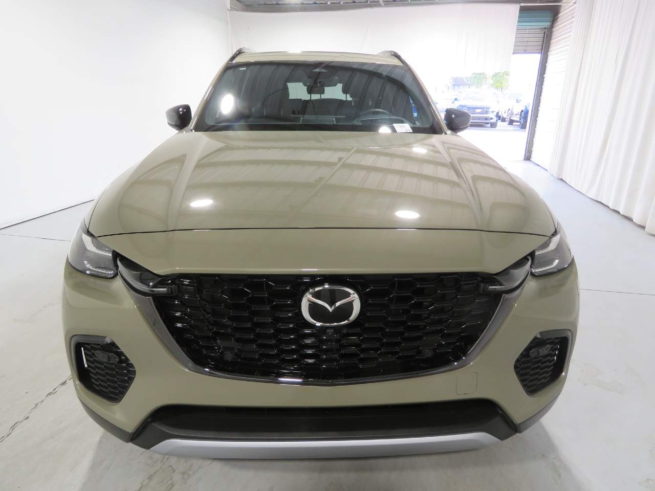2025 Mazda CX-70 Plug-in Hybrid Premium Plus