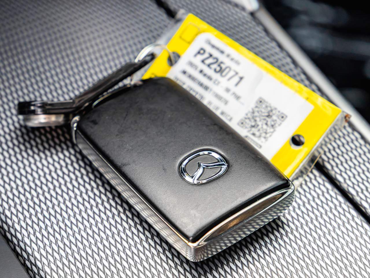 2025 Mazda CX-90 Plug-in Hybrid Premium Plus