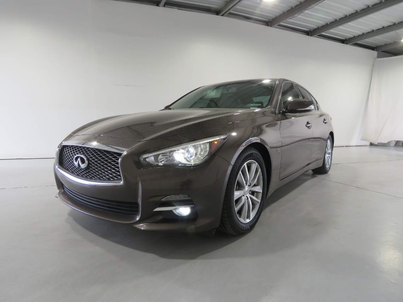 2015 INFINITI Q50 Premium