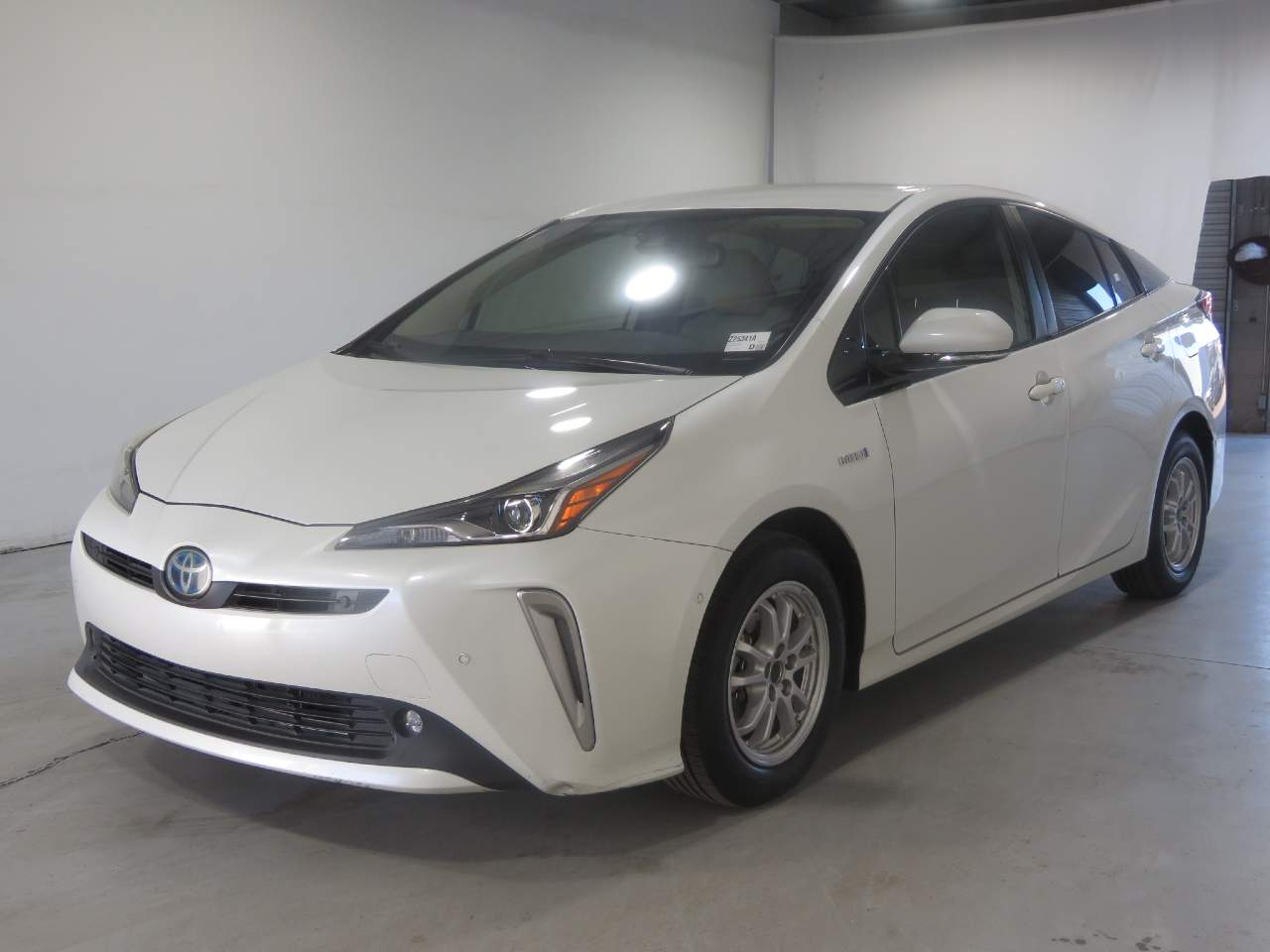 2019 Toyota Prius XLE