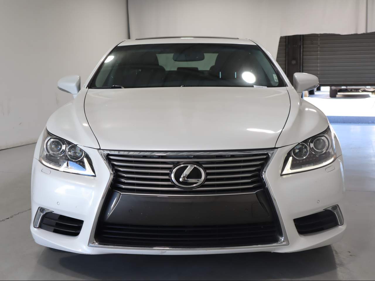 2016 Lexus LS 460  