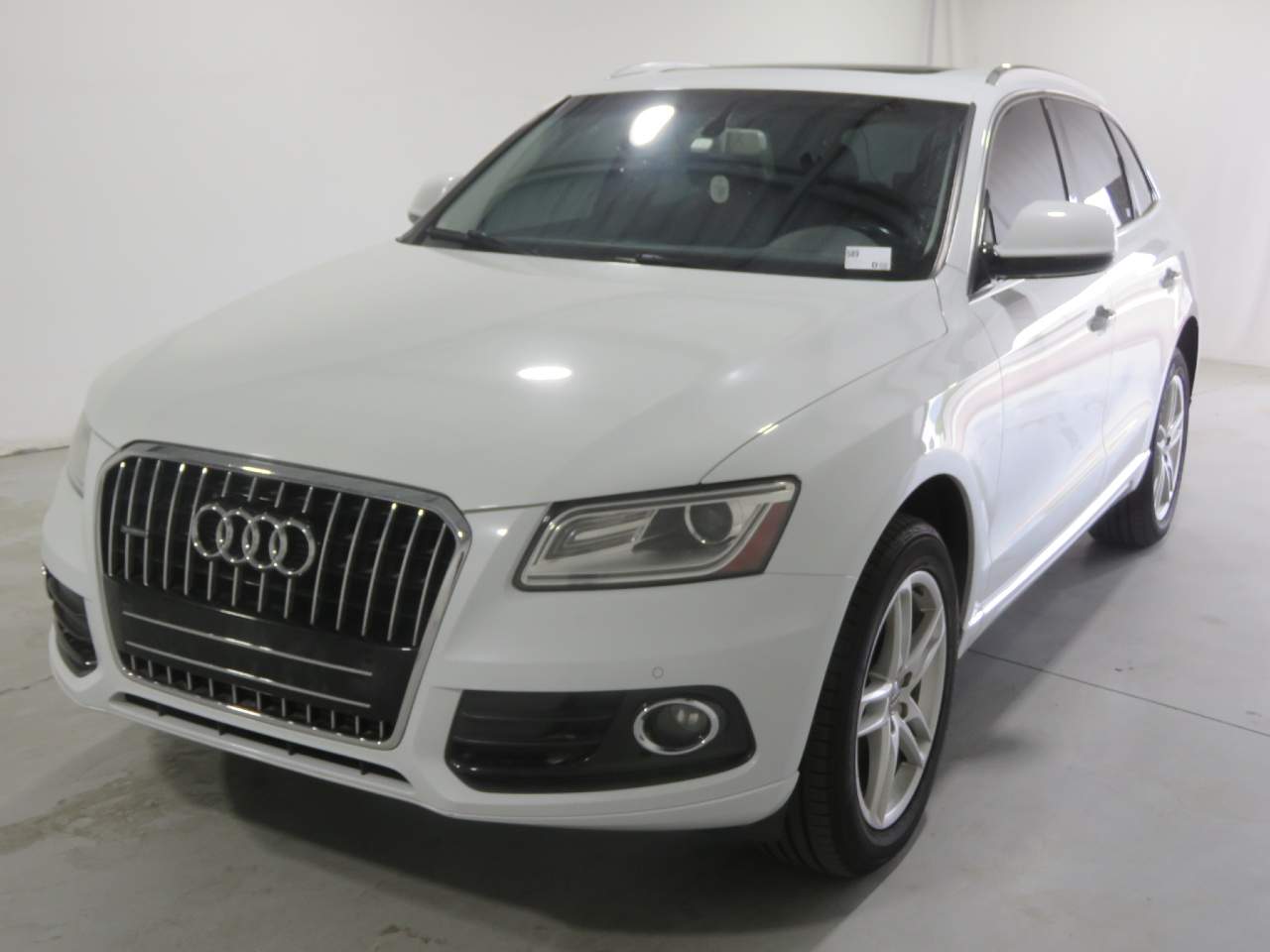 2015 Audi Q5 2.0T quattro Premium Plus