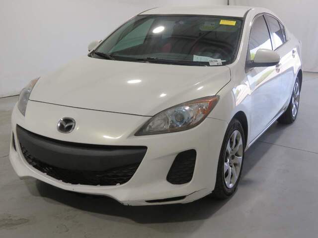 2013 Mazda3 i Sport