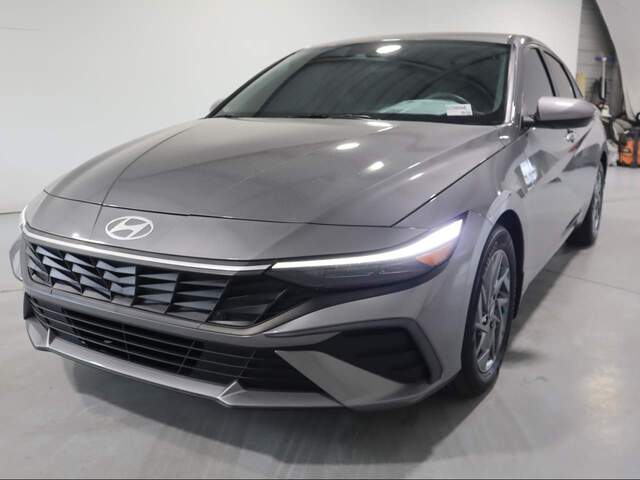 2024 Hyundai ELANTRA