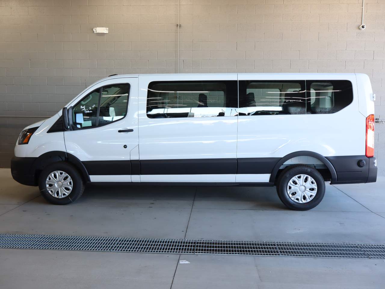 2027 Ford Transit 350 XL