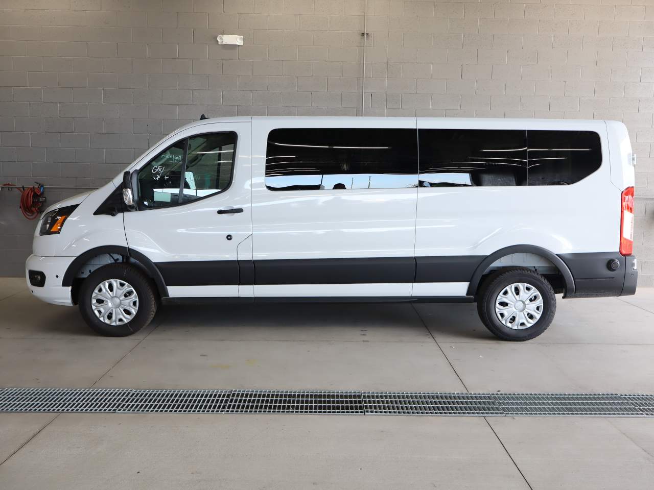 2025 Ford Transit 350 XL