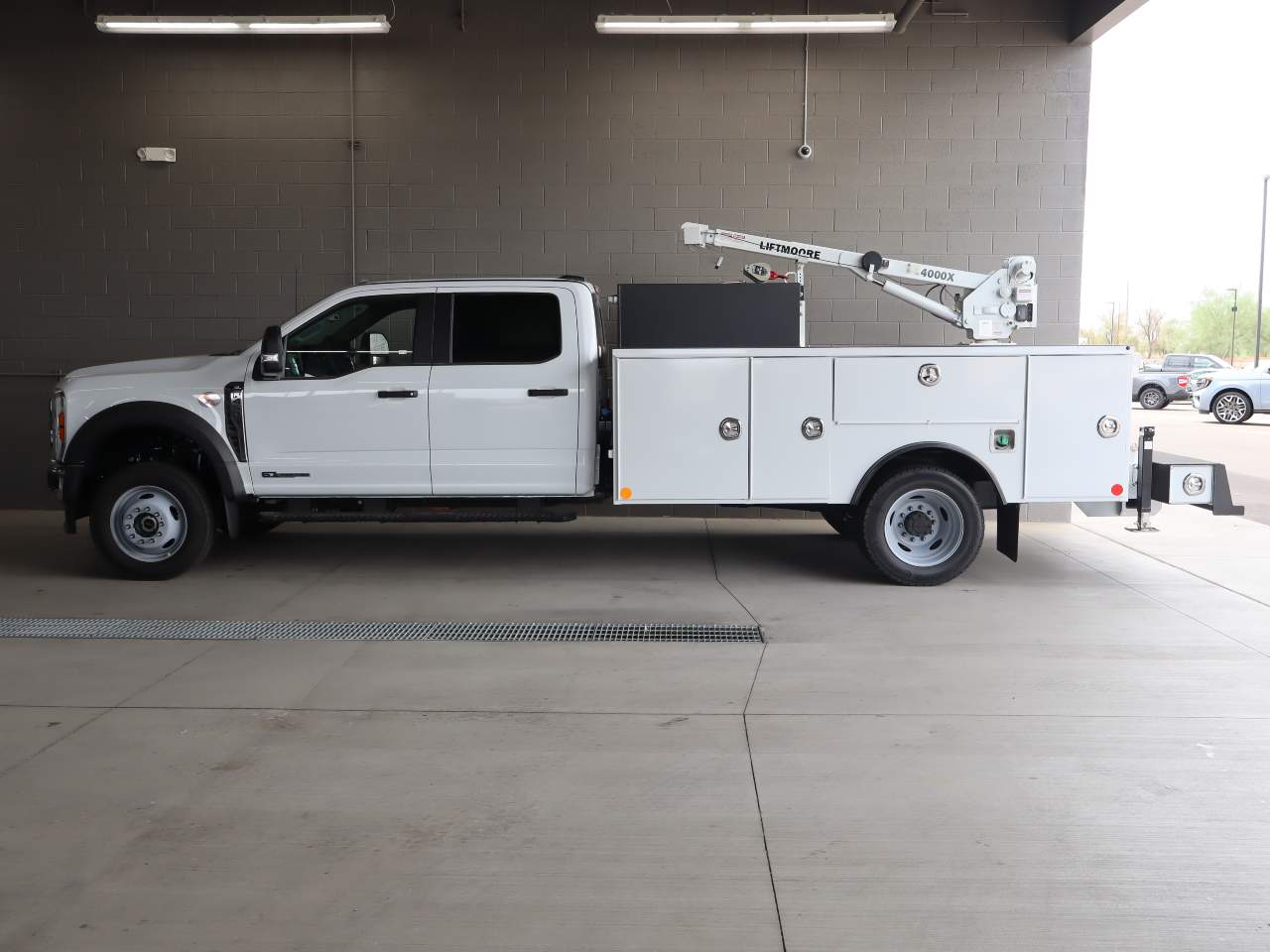 2026 Ford F-450 Super Duty Crew Cab Chassis