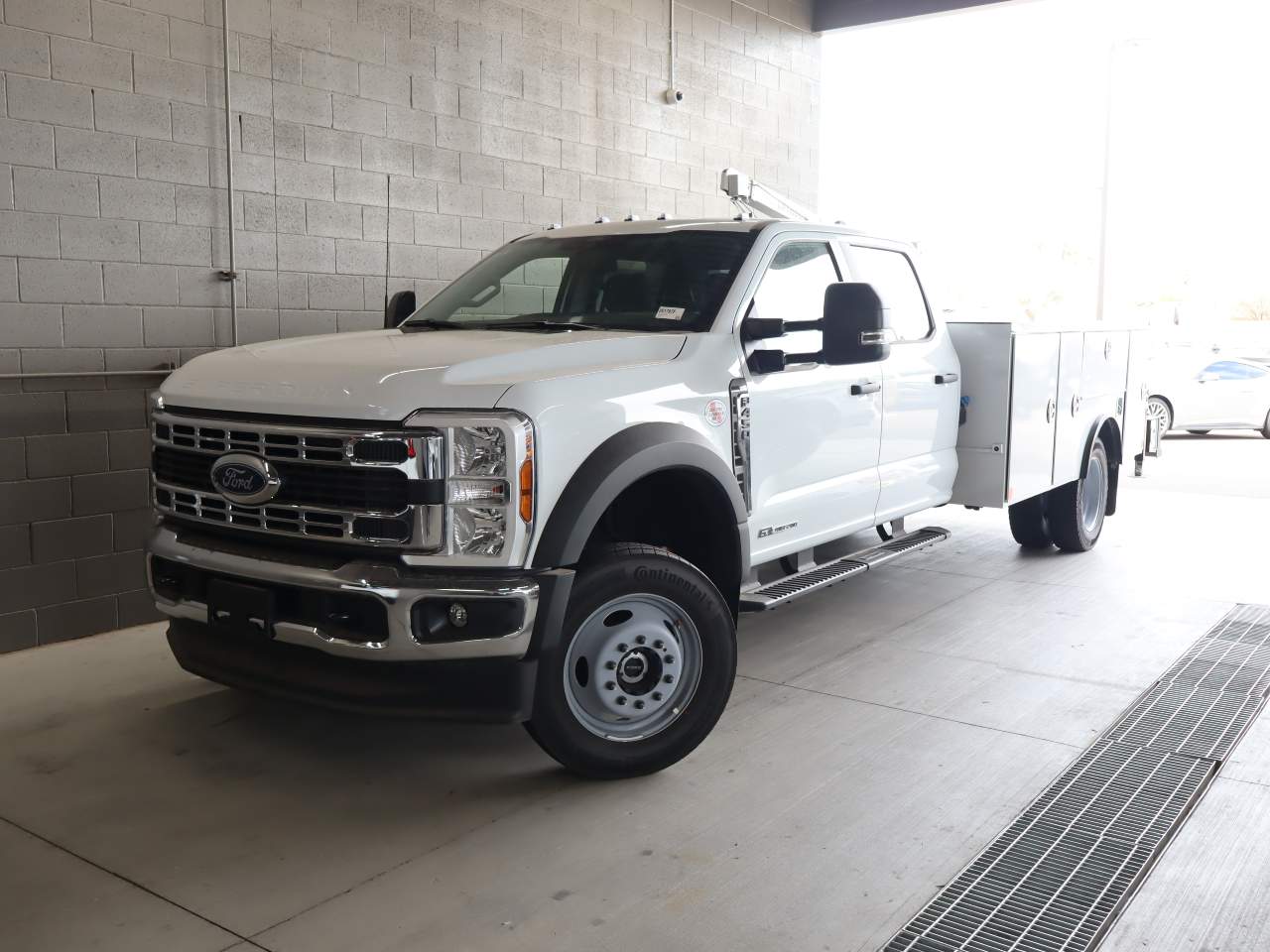 2026 Ford F-450 Super Duty Crew Cab Chassis