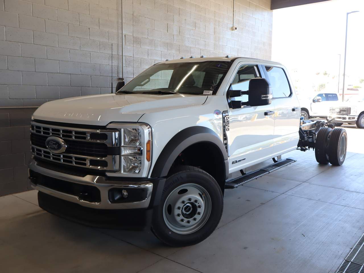 2026 Ford F-450 Super Duty Crew Cab Chassis