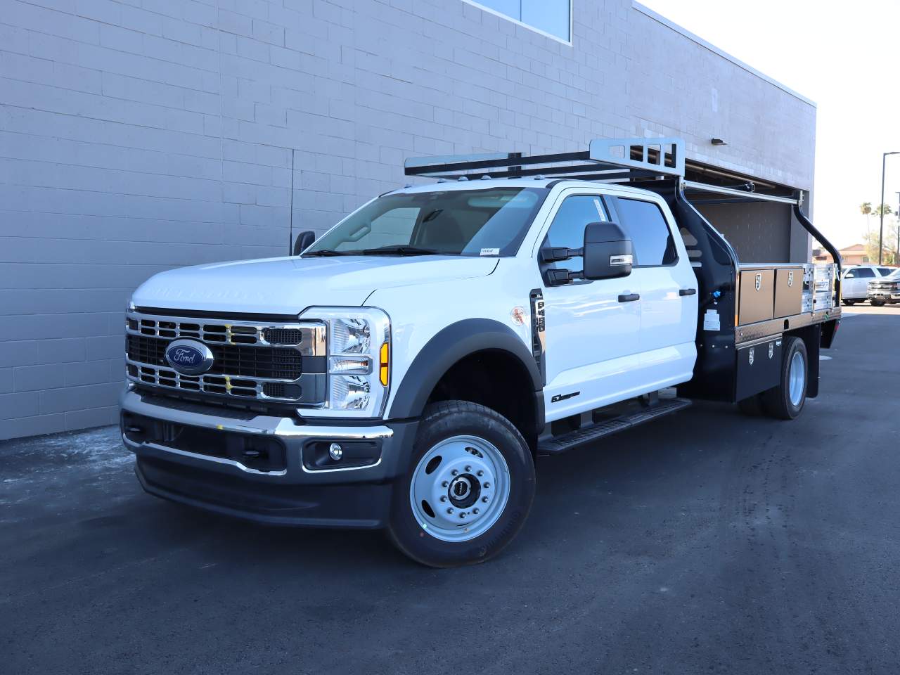 2024 Ford F-450 Super Duty Crew Cab Chassis