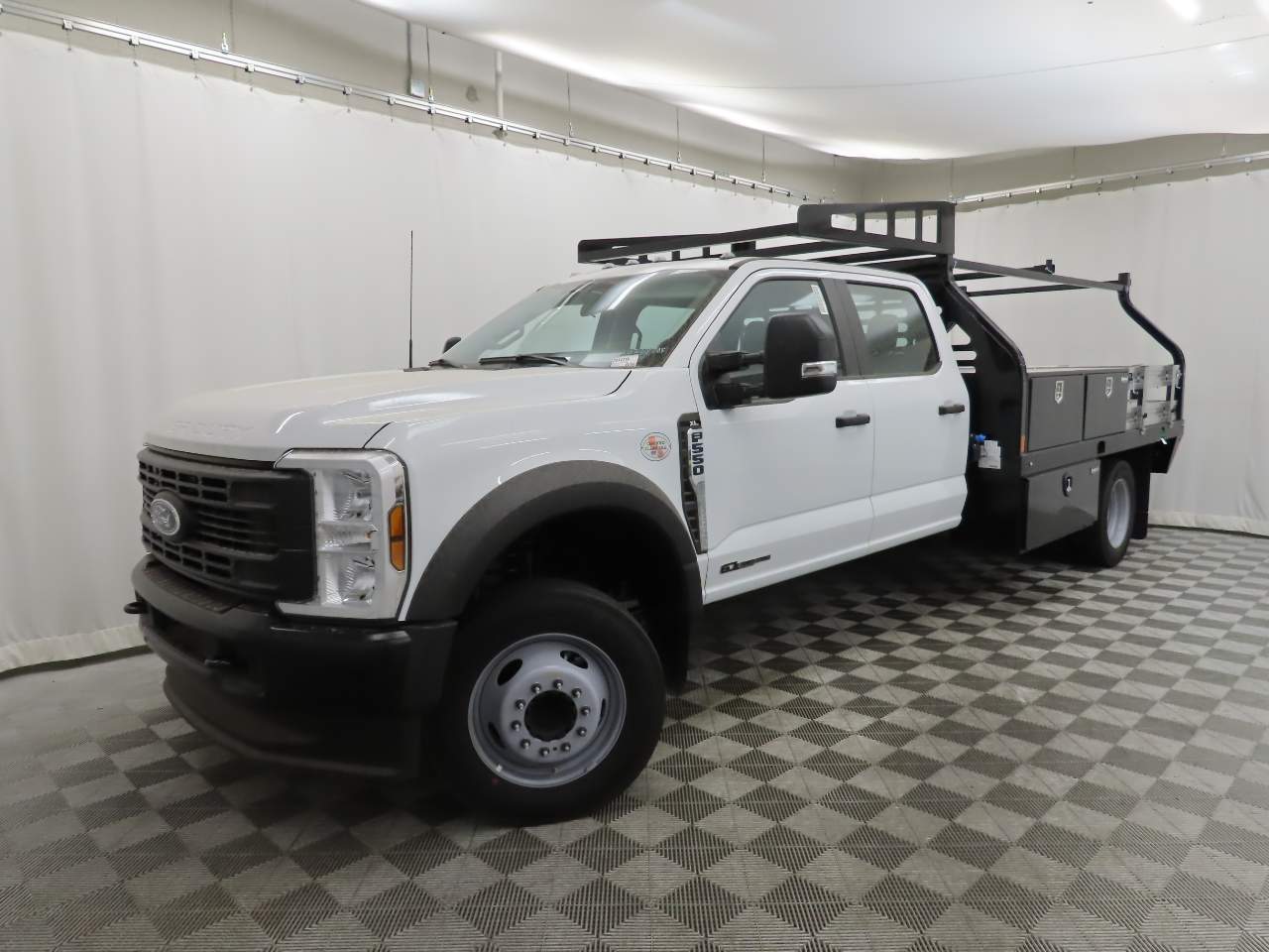 2024 Ford F-550 Super Duty Crew Cab Chassis