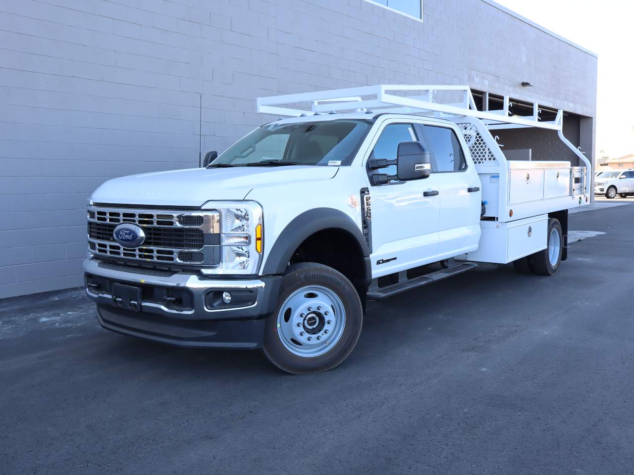 2024 Ford F-550 Super Duty Crew Cab Chassis