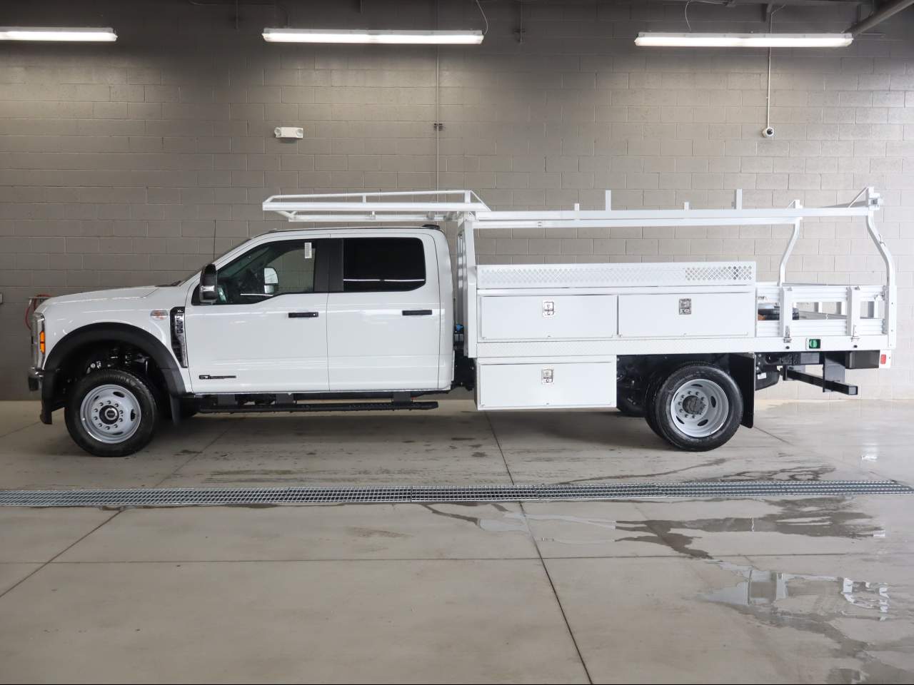 2026 Ford F-550 Super Duty Crew Cab Chassis