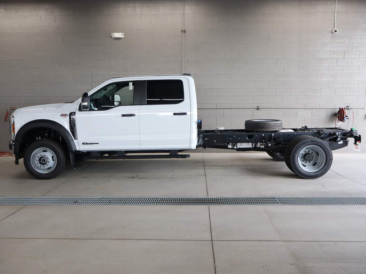 2026 Ford F-550 Super Duty Crew Cab Chassis