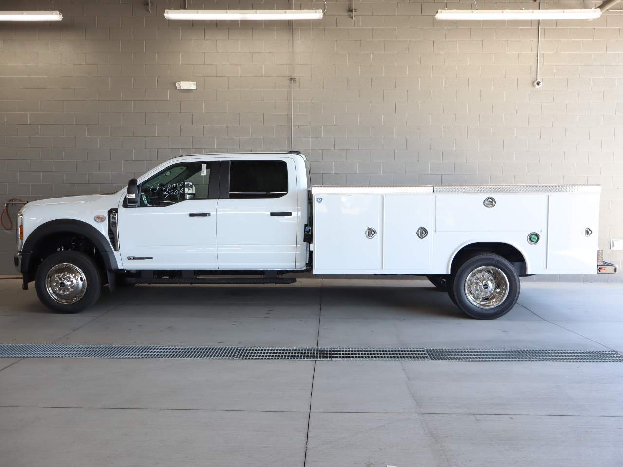 2026 Ford F-550 Super Duty Crew Cab Chassis