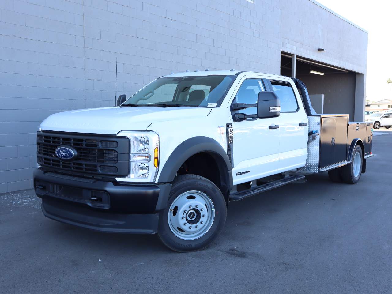 2026 Ford F-550 Super Duty Crew Cab Chassis