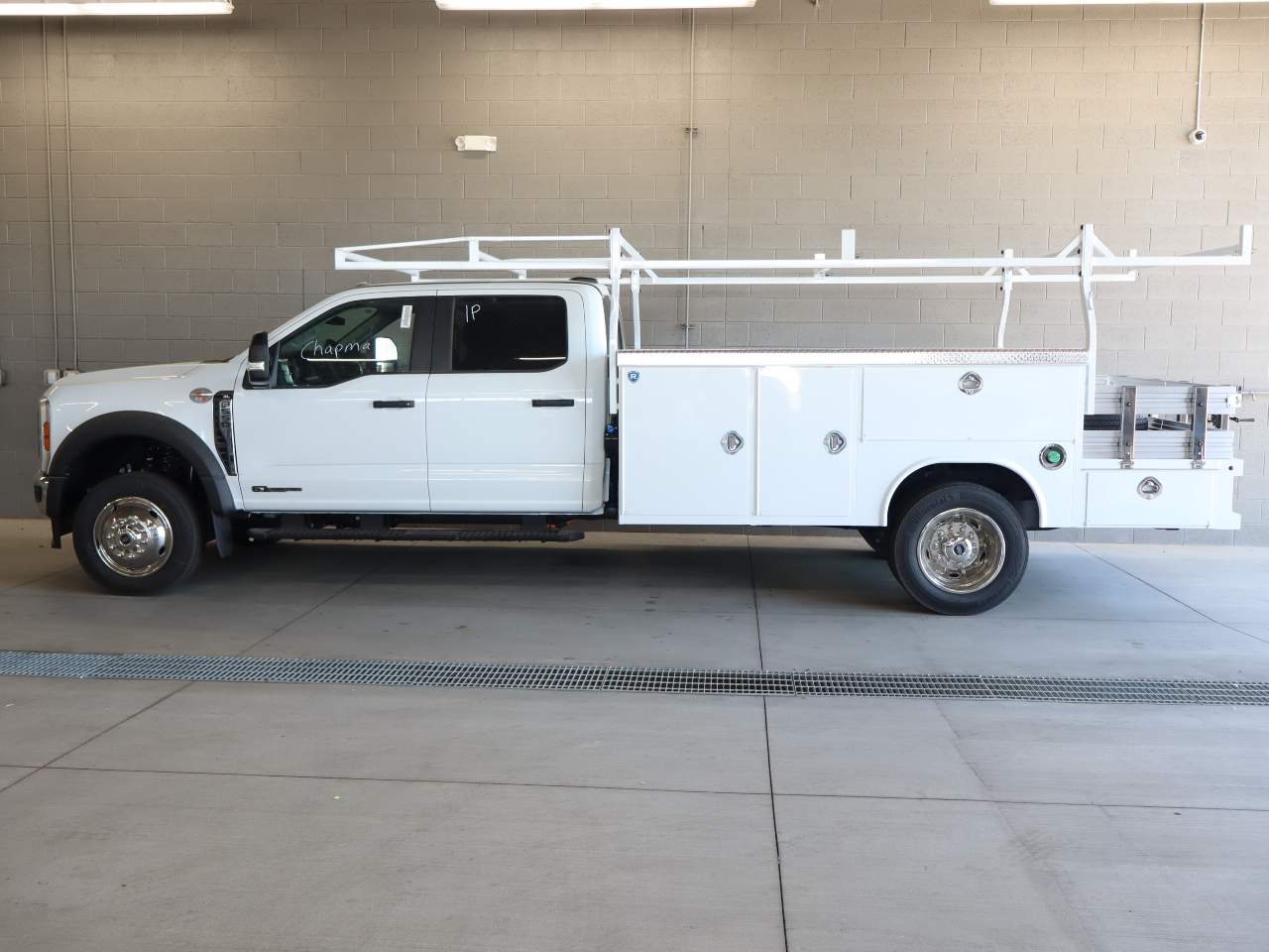 2026 Ford F-550 Super Duty Crew Cab Chassis
