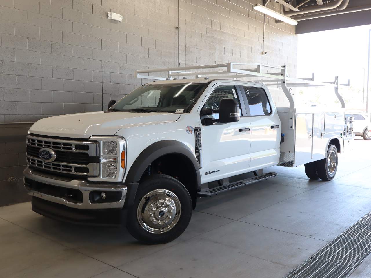 2026 Ford F-550 Super Duty Crew Cab Chassis