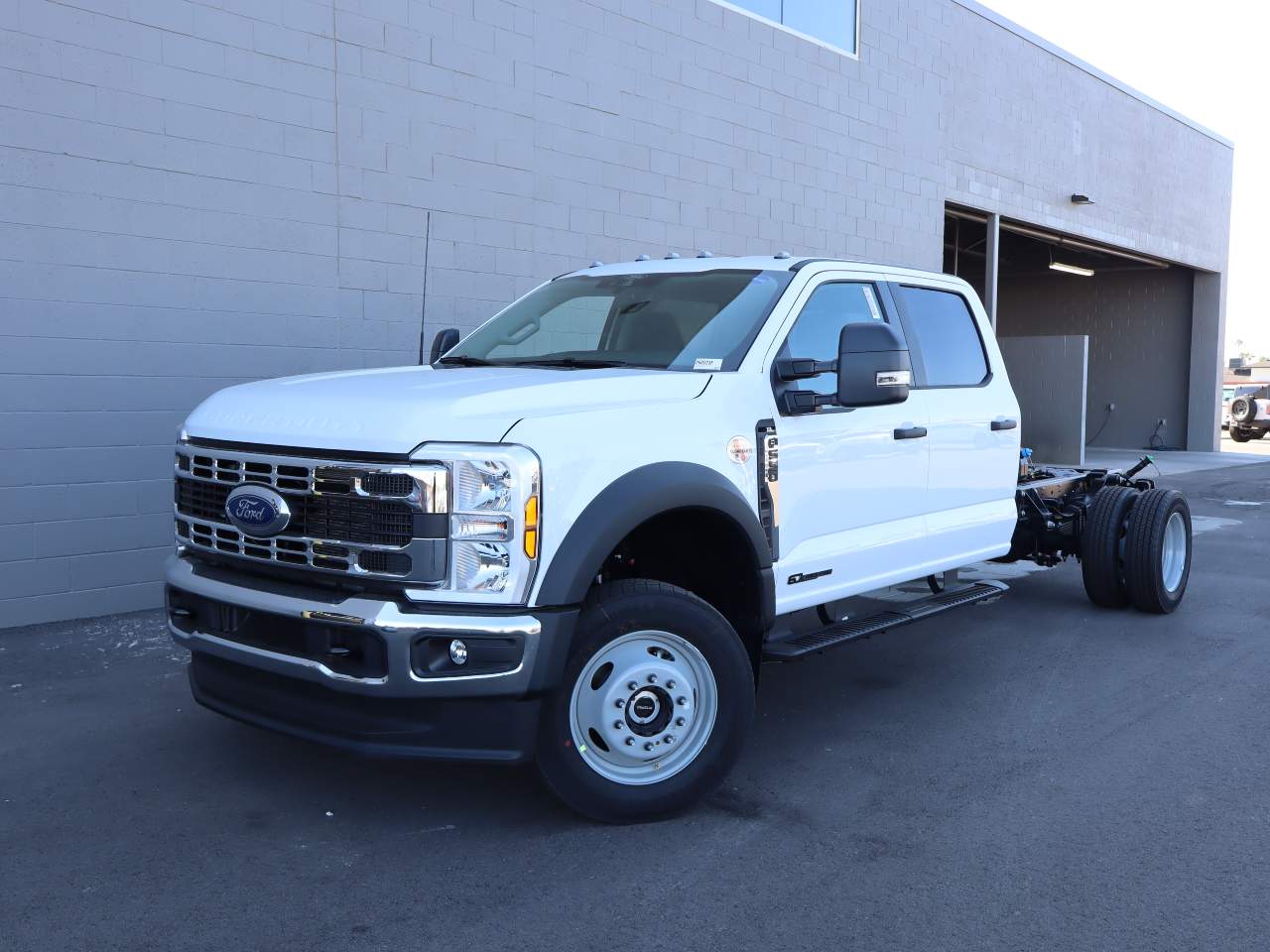 2026 Ford F-550 Super Duty Crew Cab Chassis