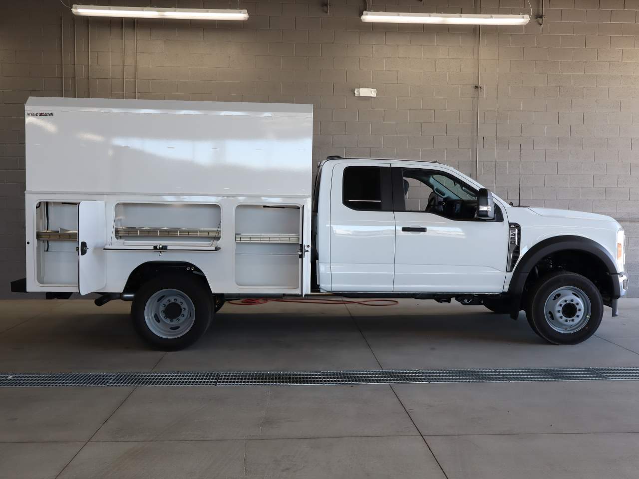 2025 Ford F-450 Super Duty Chassis Cab XL - Photo 12
