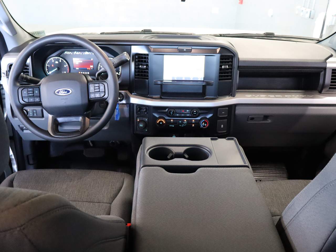 2025 Ford F-450 Super Duty Chassis Cab XL - Photo 18