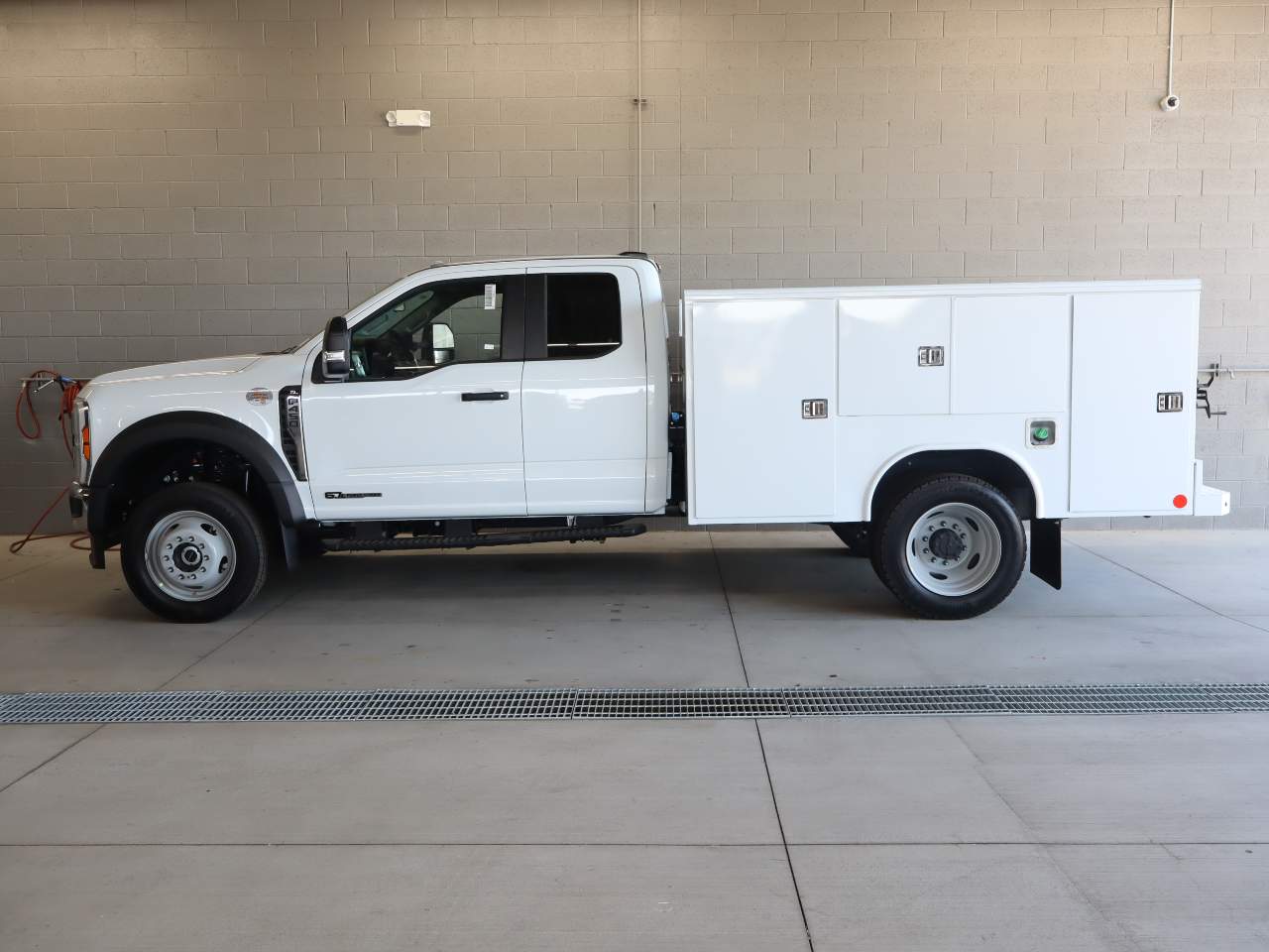 2026 Ford F-450 Super Duty Extended Cab Chassis