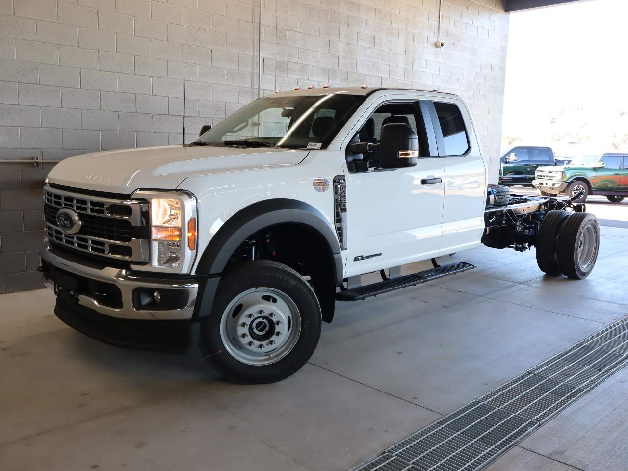 2026 Ford F-450 Super Duty Extended Cab Chassis