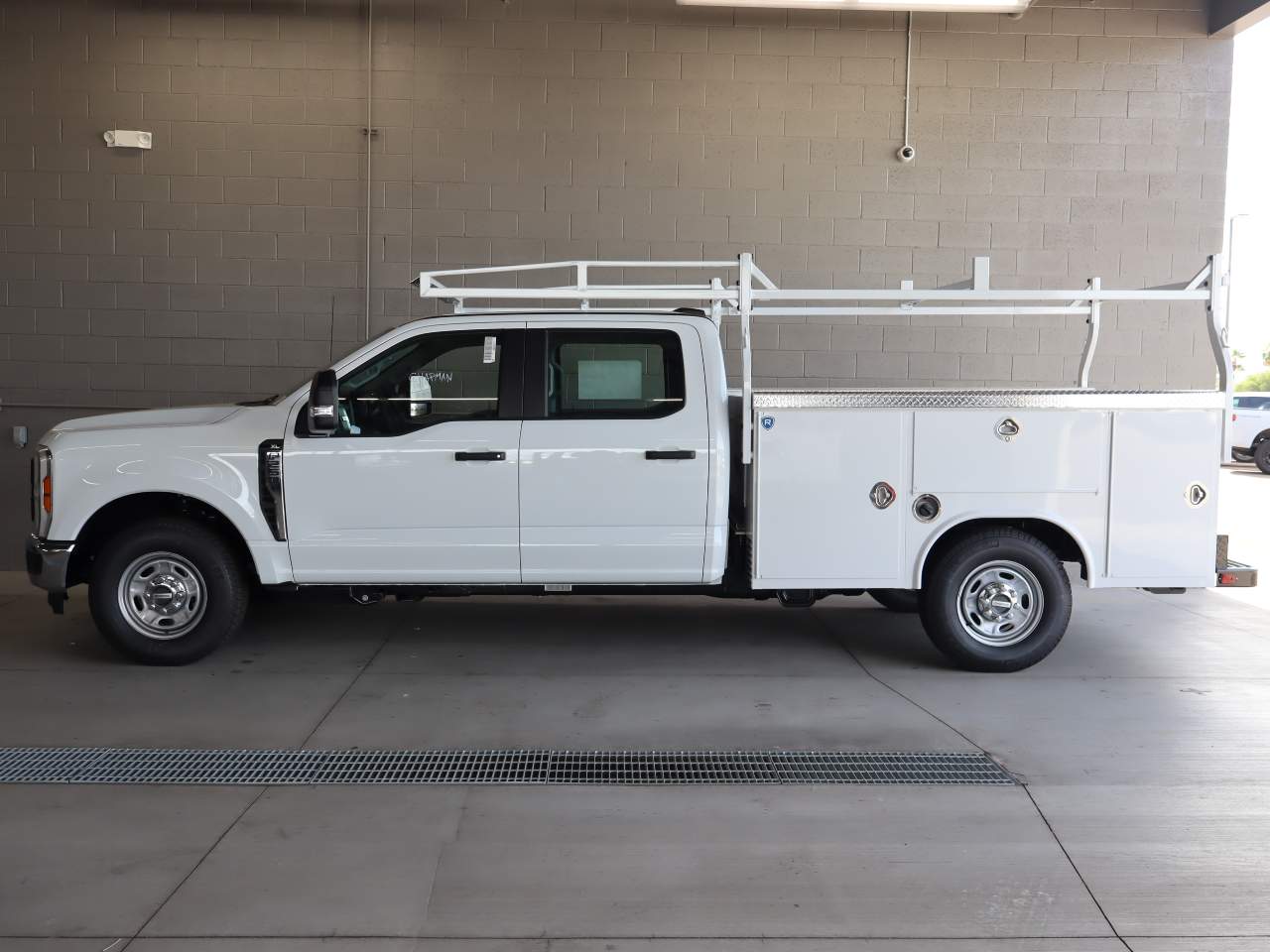 2026 Ford F-250 Super Duty Crew Cab XL