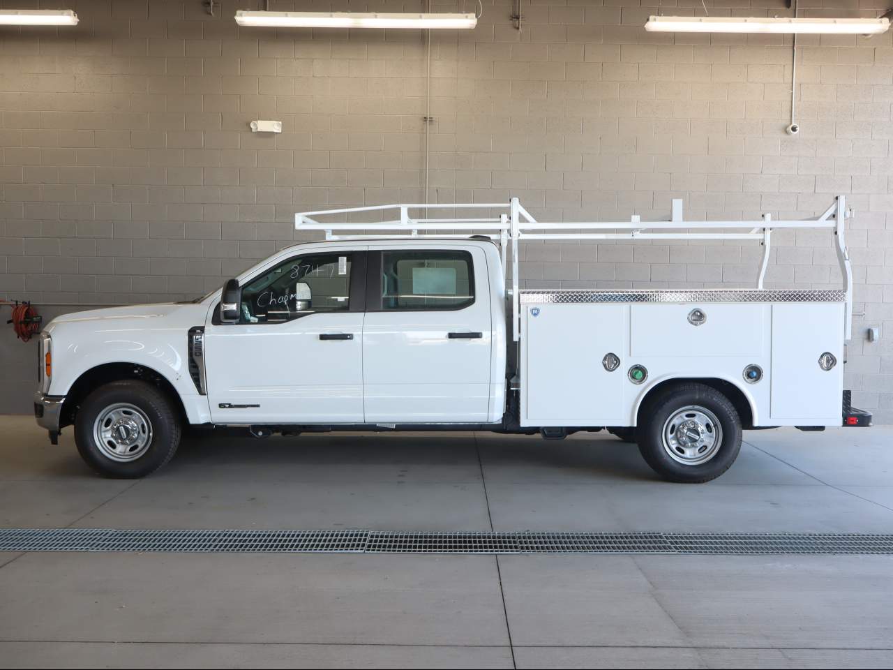 2026 Ford F-250 Super Duty Crew Cab Chassis