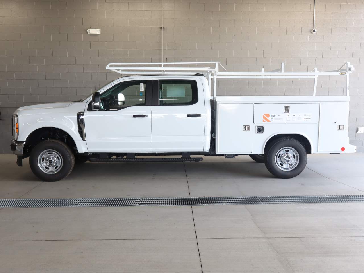 2026 Ford F-250 Super Duty Crew Cab XL