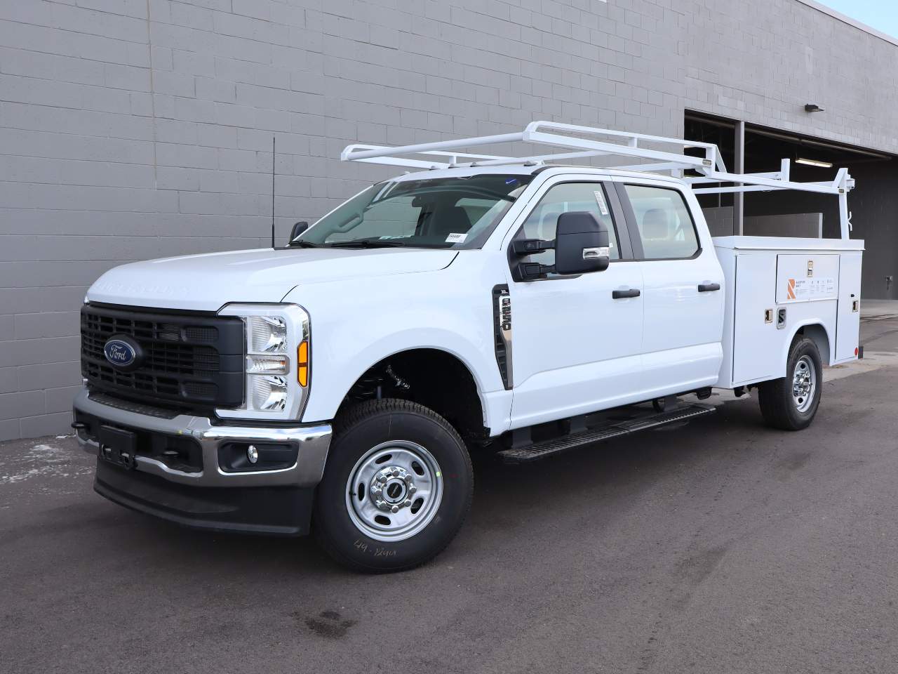 2026 Ford F-250 Super Duty XL's photo