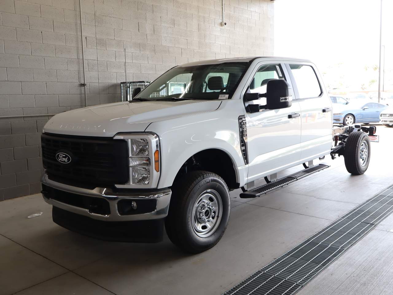 2027 Ford F-250 Super Duty Crew Cab Chassis