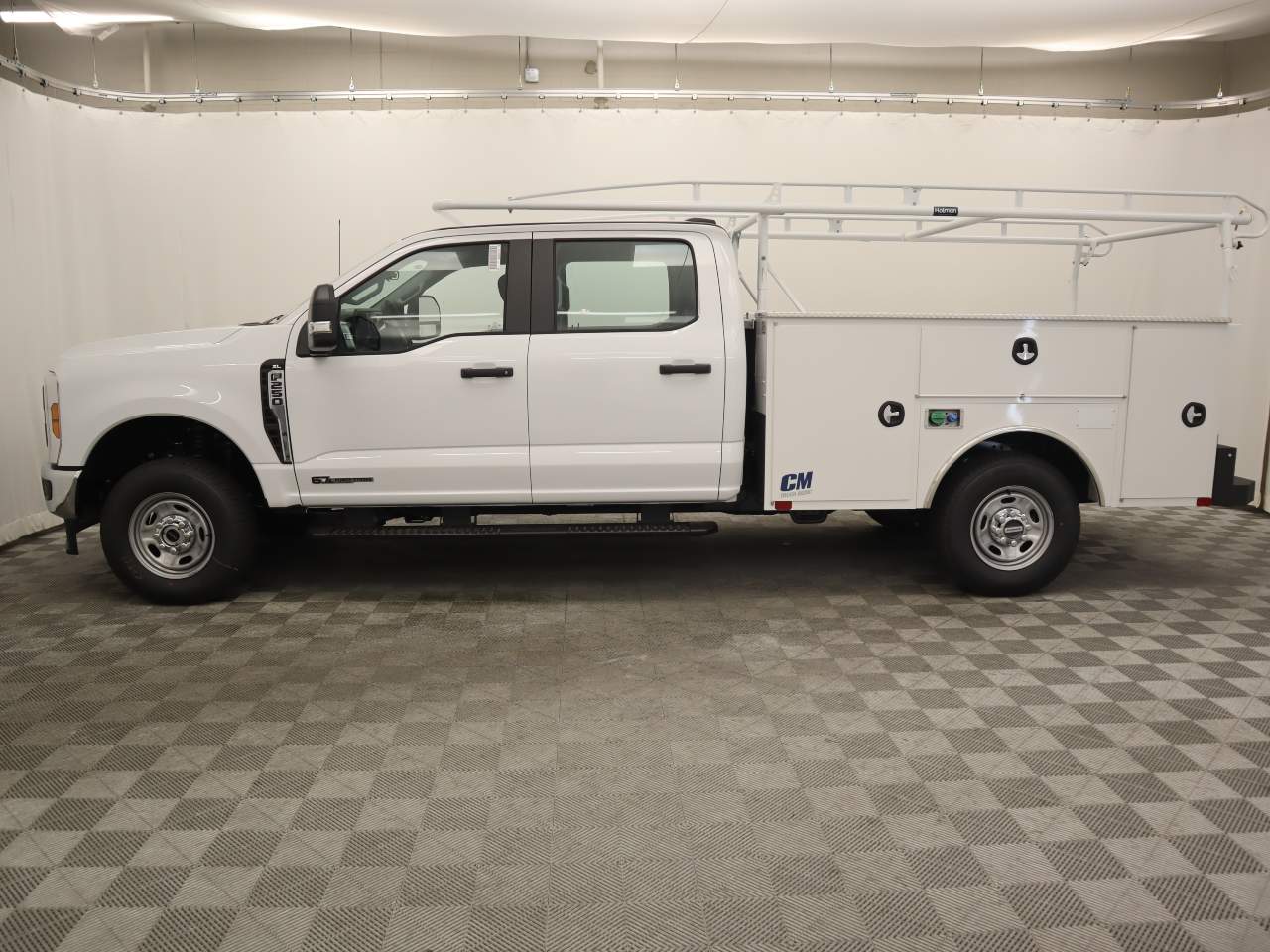 2024 Ford F-250 Super Duty Crew Cab Crew Cab Chassis