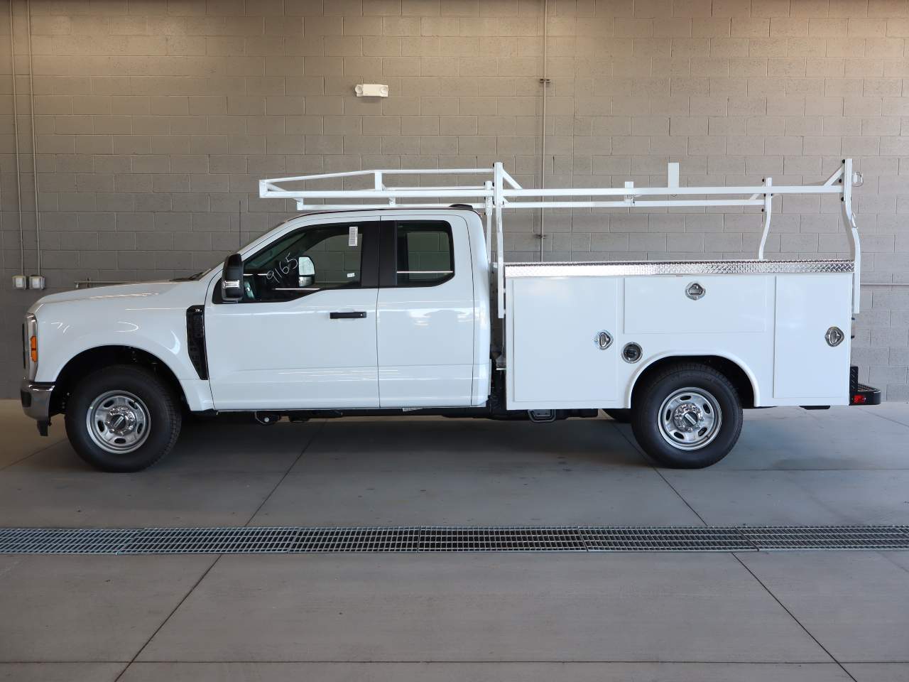 2027 Ford F-250 Super Duty SuperCab XL
