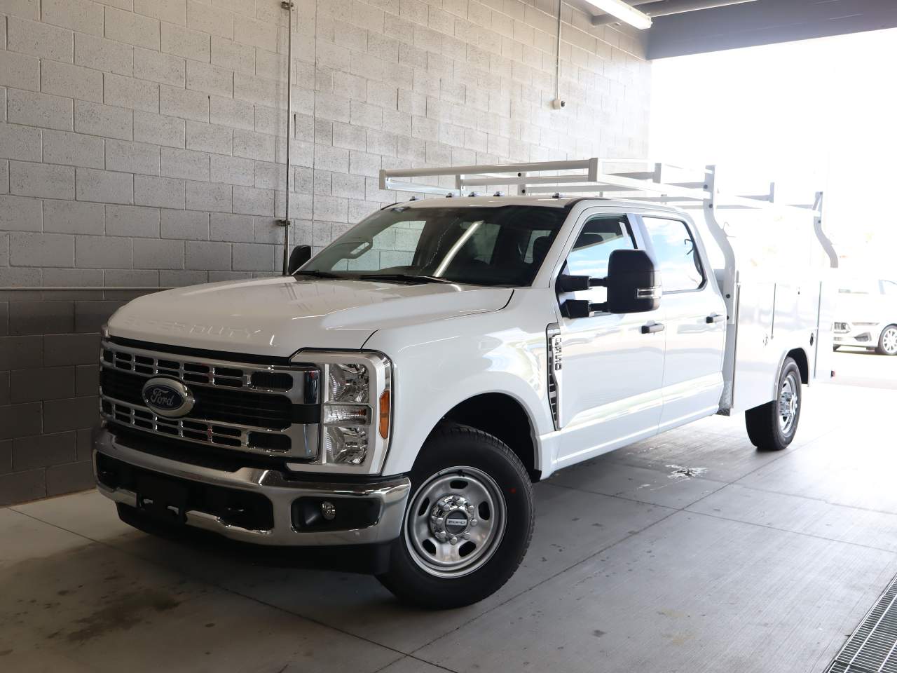 2026 Ford F-350 Super Duty SRW Crew Cab XL