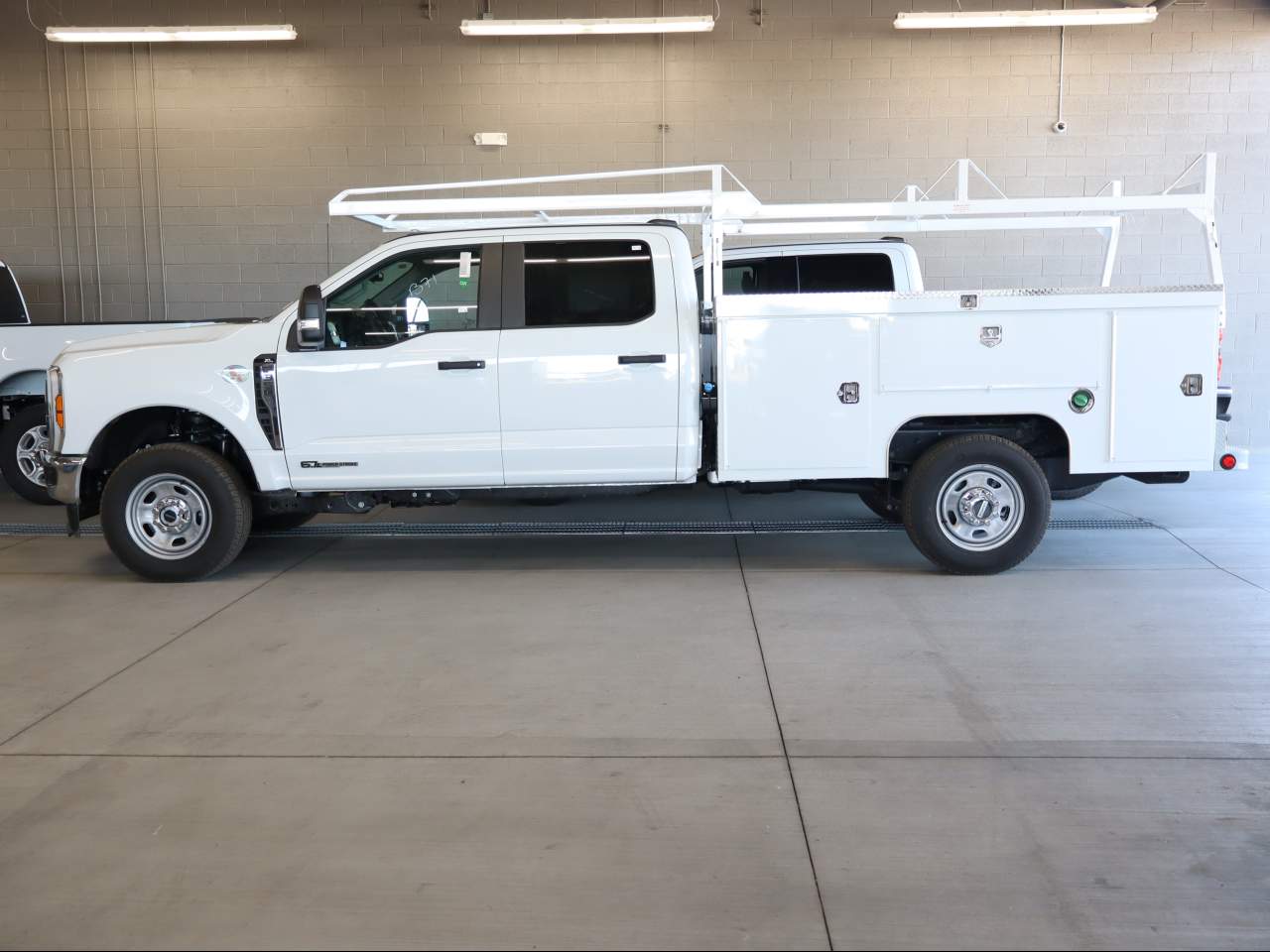 2026 Ford F-350 Super Duty SRW Crew Cab XL