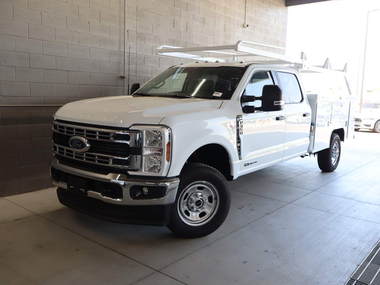 2026 Ford F-350 Super Duty SRW Crew Cab XL