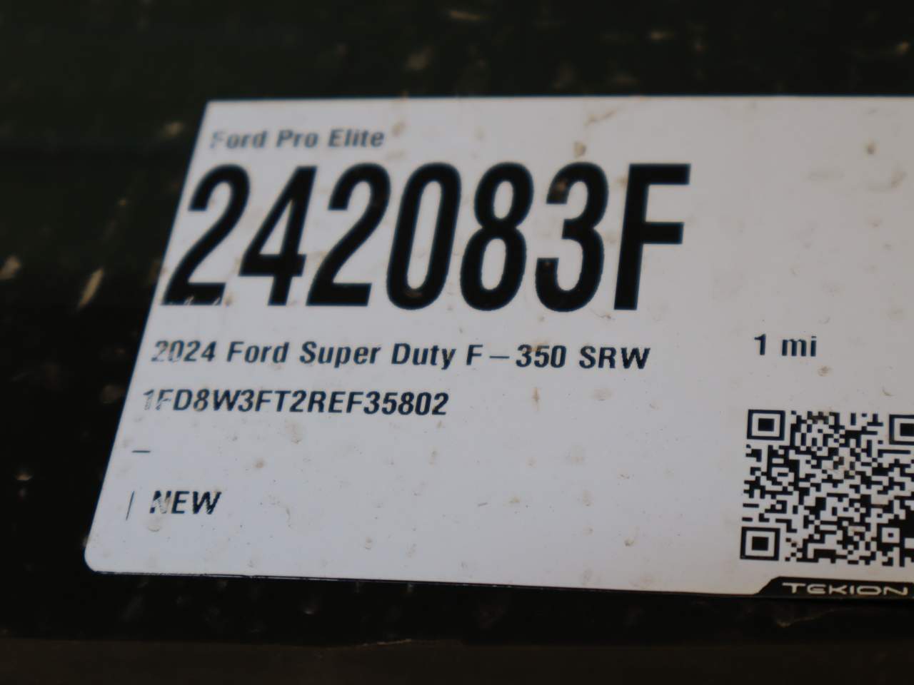 2024 Ford F-350 Super Duty Crew Cab Crew Cab Chassis