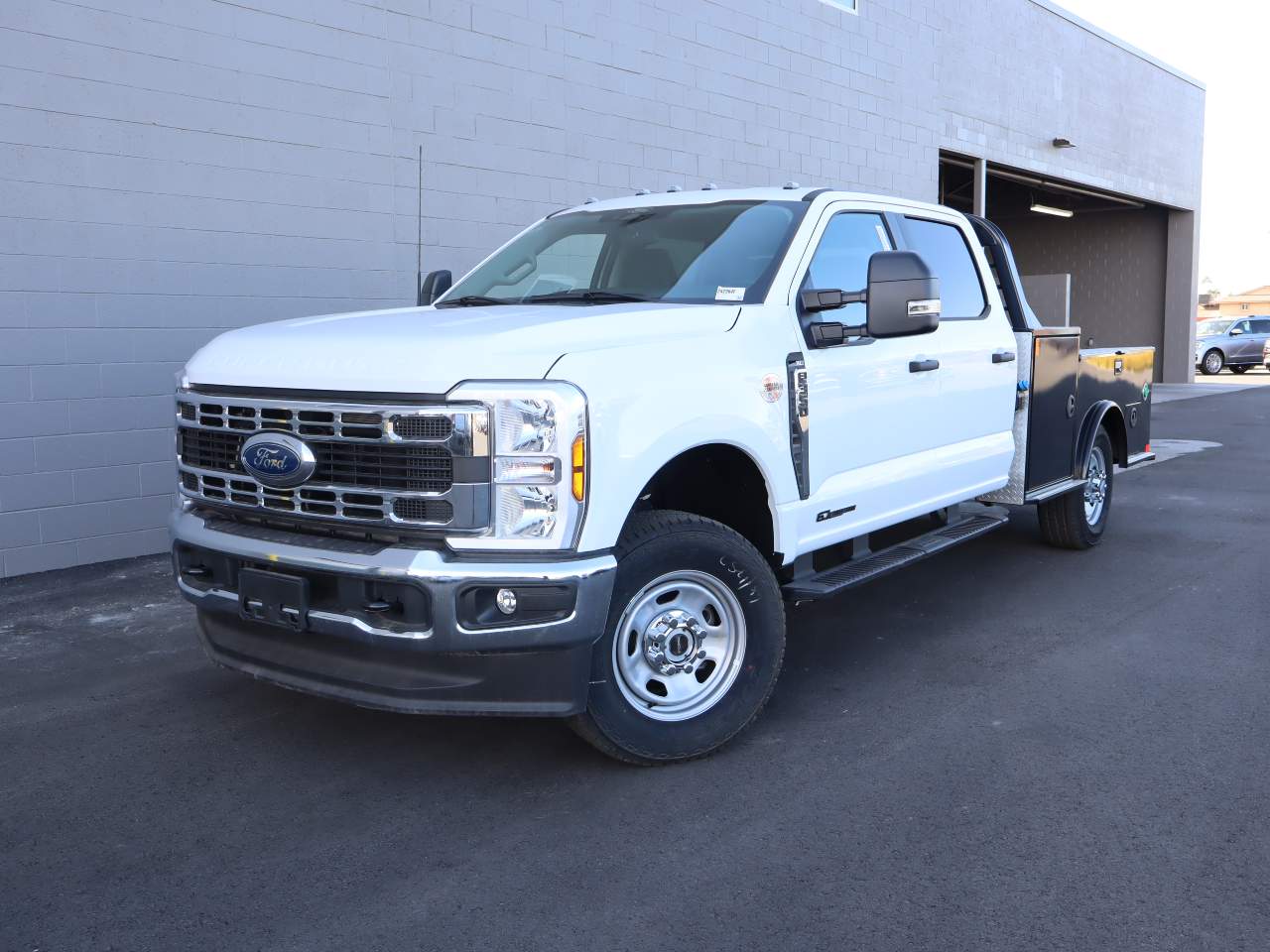 2024 Ford F-350 Super Duty SRW Crew Cab XL