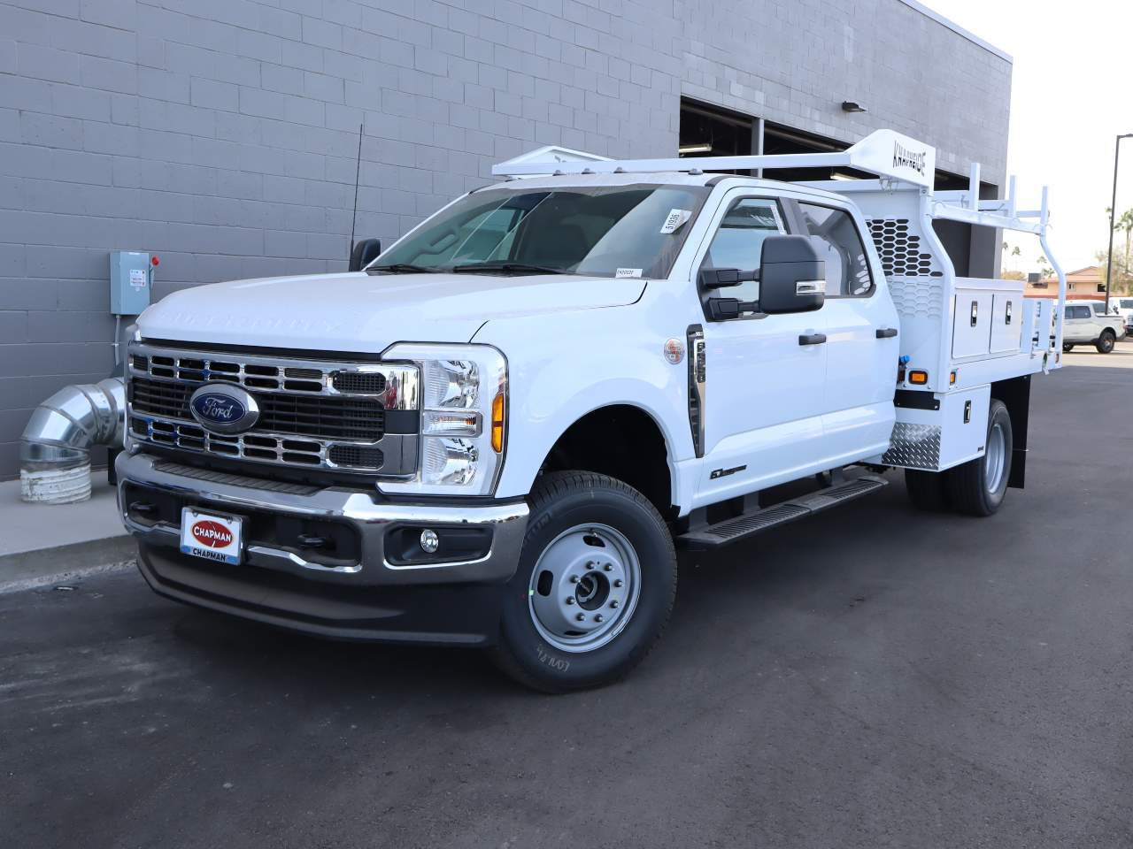 2024 Ford F-350 Super Duty DRW Crew Cab XL