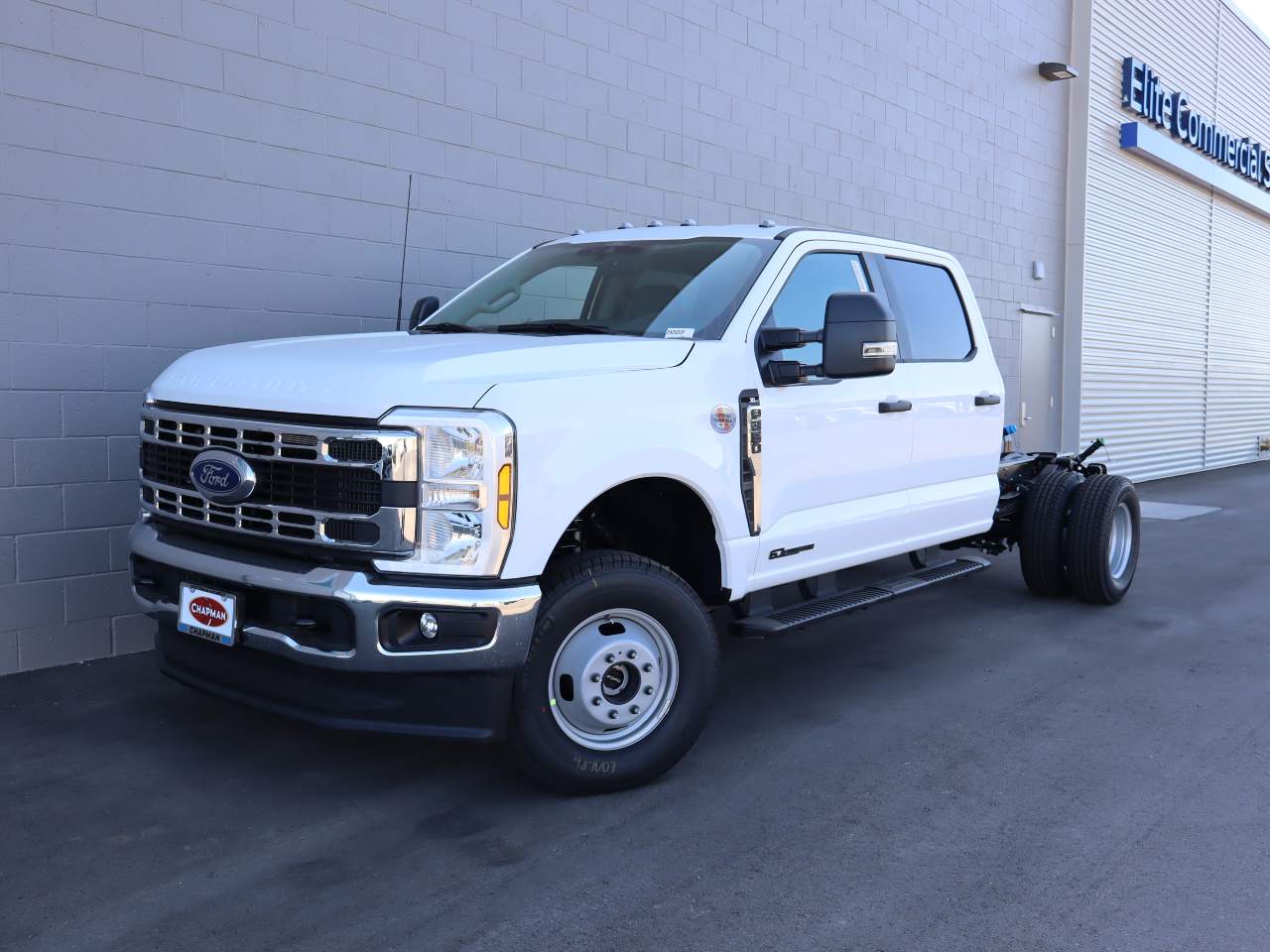 2024 Ford F-350 Super Duty DRW Crew Cab XL