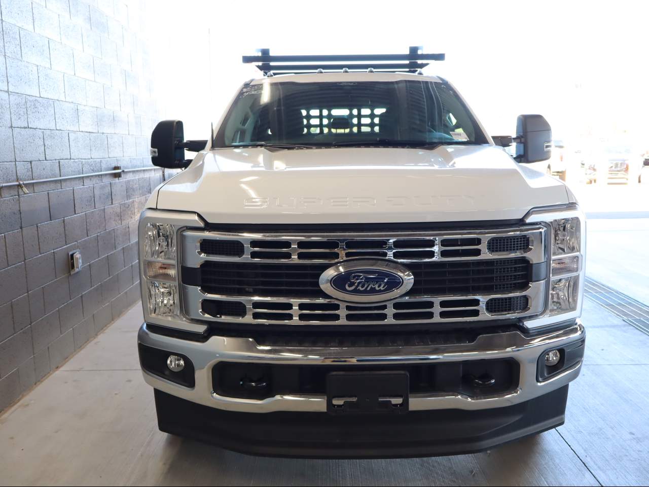 2026 Ford F-350 Super Duty Chassis Cab XL