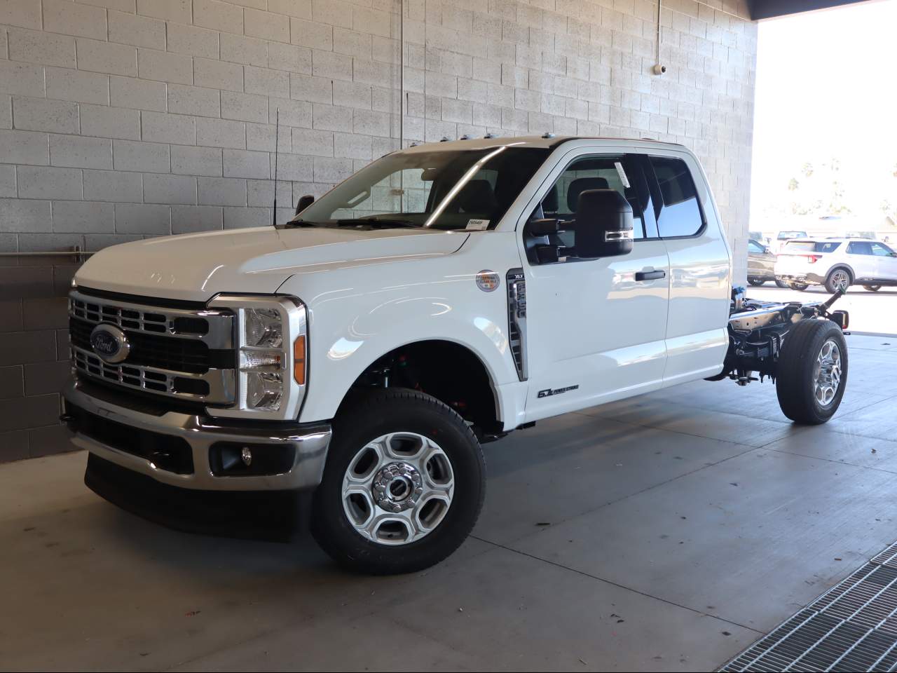 2026 Ford F-350 Super Duty SRW SuperCab XLT
