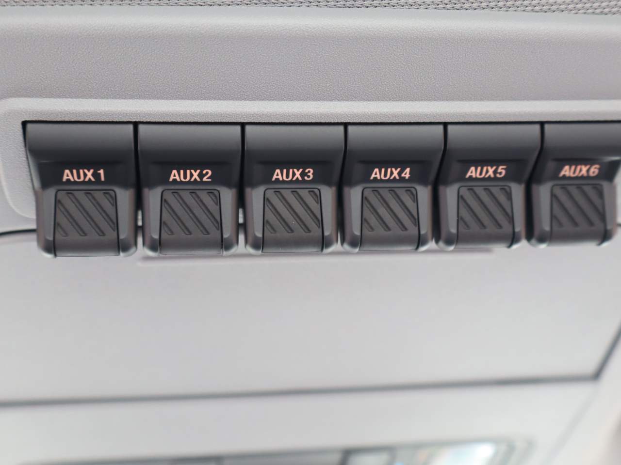 2025 Ford F-250 Super Duty XL - Photo 31