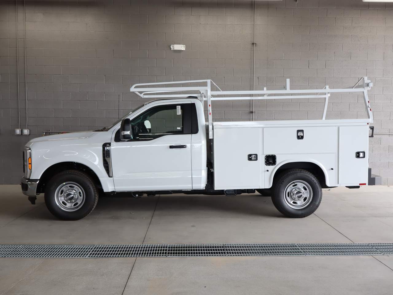 2025 Ford F-250 Super Duty XL
